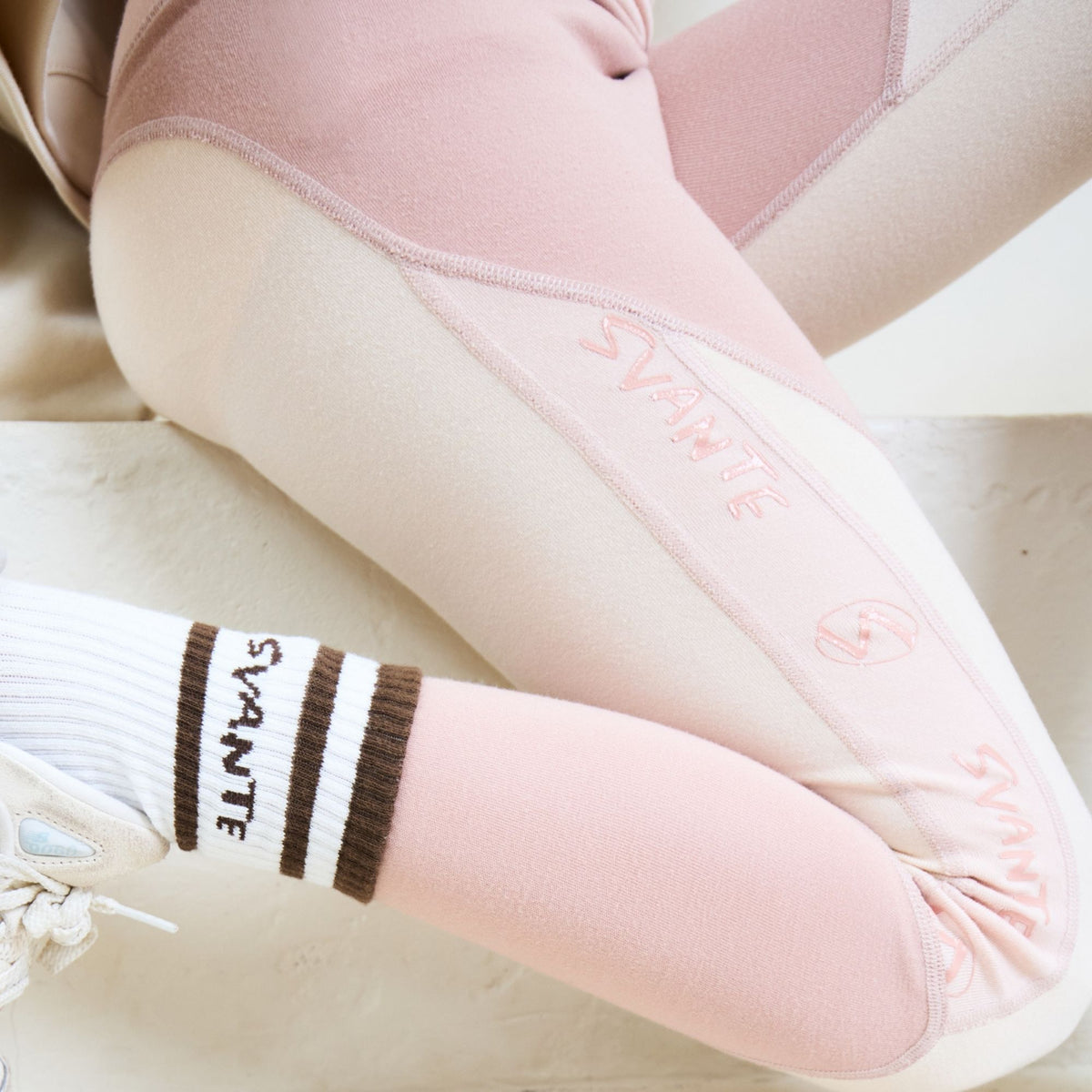 Sports Crop Top & Leggings Set